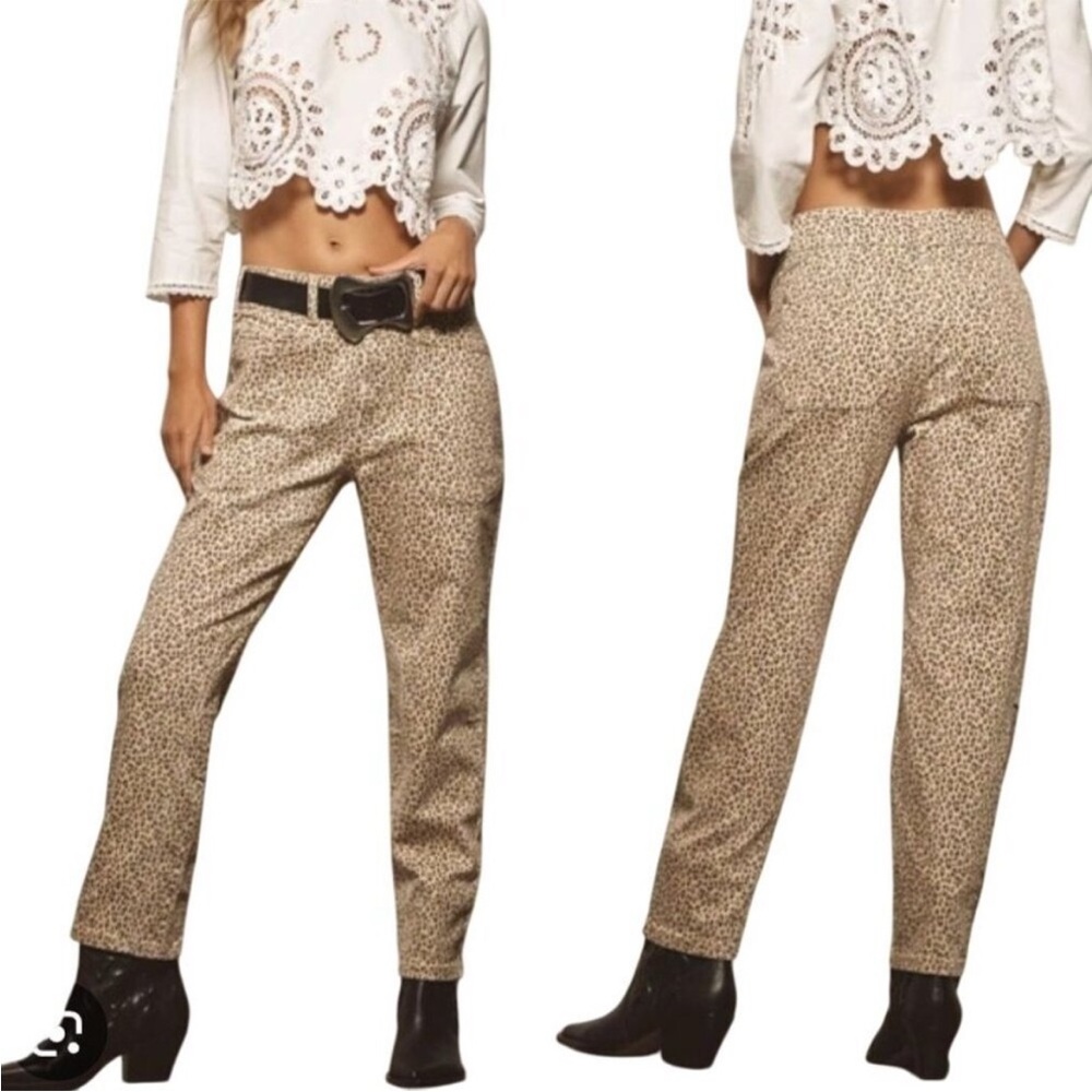 Anthropologie Pilcro The Wanderer Mid Rise Relax Leg Jeans Leopard Size 31
